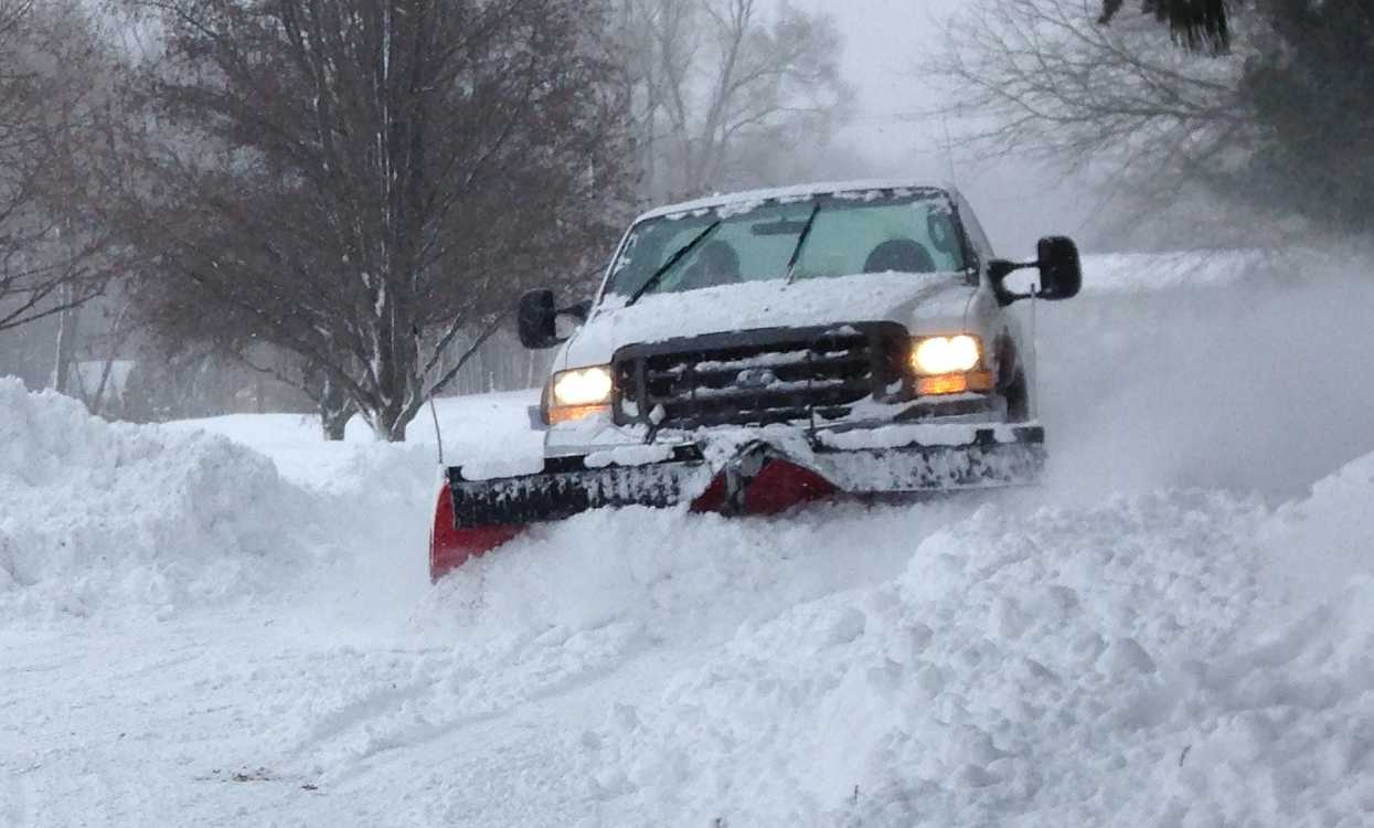 24/7 Full Service Snow Removal